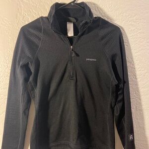 Patagonia Women’s R1 Pullover Quarter Zip Black Size Small